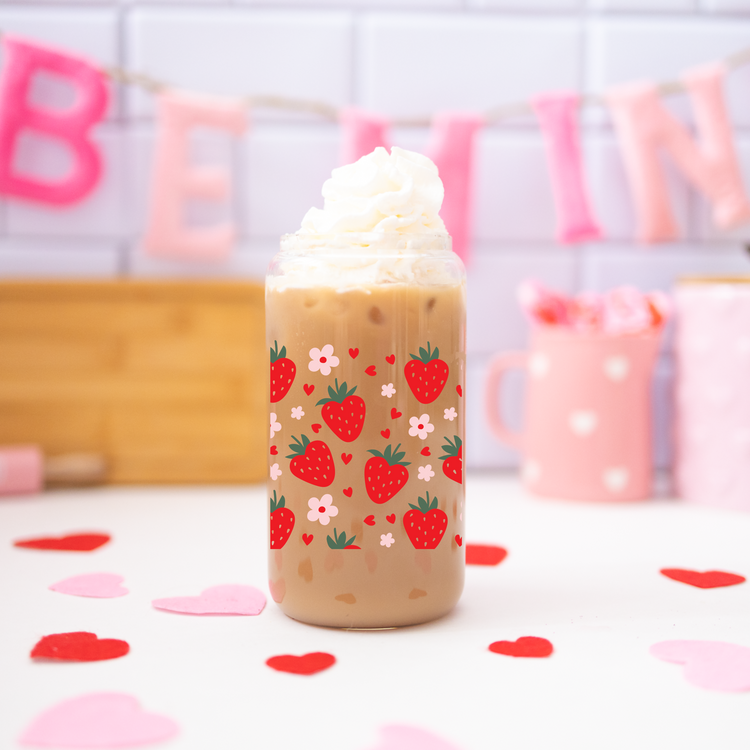 Strawberry Hearts 16 oz cup