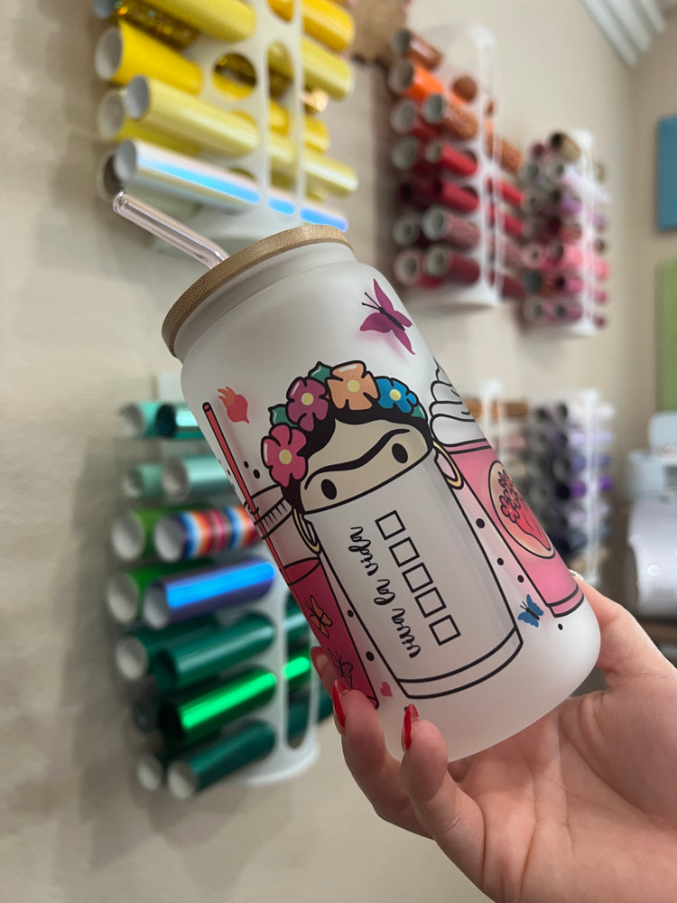 Frida drinks 16 oz cup