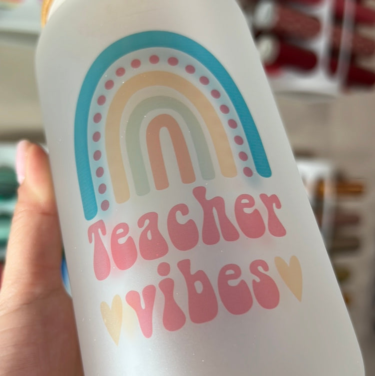 Teacher vibes 16 oz F cup