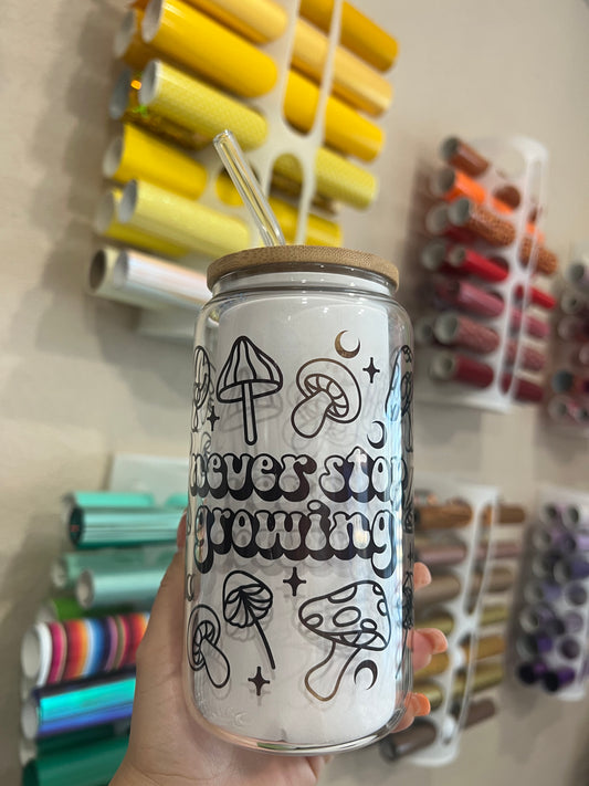 Growing mushroom cup