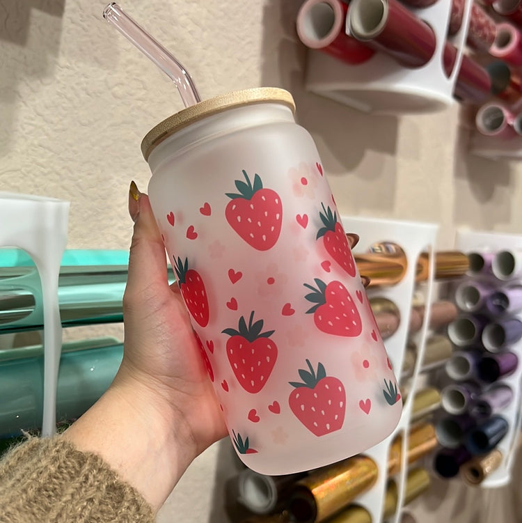 Strawberry Hearts 16 oz cup